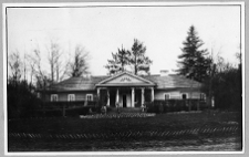 Dołmatowszczyzna, stary dw&oacute;r Wierzbowskich od podjazdu