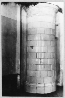 Duboja, dw&oacute;r, piec z XVIII w.