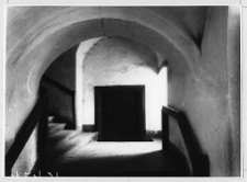 Dziedzinka, pałac, fragment klatki schodowej