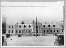 Dzwonicha, pałac Jaroszyńskich, widok od frontu