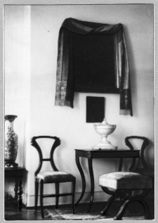 Glinna koło Lwowa, dw&oacute;r, fragment salonu