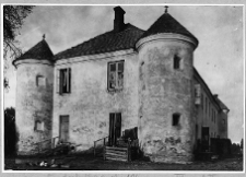 Gojcieniszki, dw&oacute;r obronny, elewacja boczna