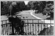 Grzymał&oacute;w, zamek, widok na park