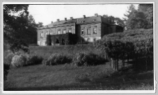 Halin, dw&oacute;r od ogrodu