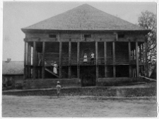 Hlewin, lamus (dawny klasztor)