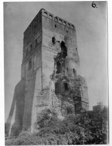 Łuck, Zamek Lubarta, wieża Bramna