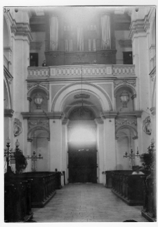 Łuck, katedra Świętych Apostoł&oacute;w Piotra i Pawła, wnętrze