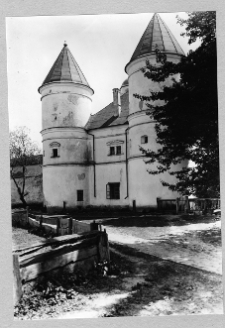 Miedzyrzecz Ostrogski, monastyr Tr&oacute;jcy Świętej, dawny klasztor franciszkan&oacute;w