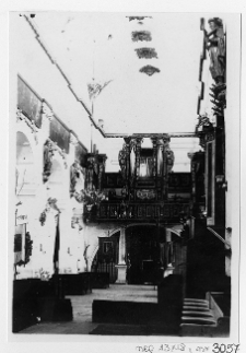 Ołyka, kolegiata Św. Tr&oacute;jcy, wnętrze