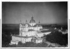 Poczaj&oacute;w, widok miasta z Ławrą Poczajowską