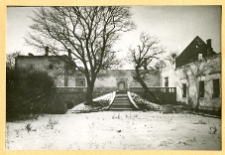 Świrz, brama wiazdowa do zamku po zniszczeniach I wojny światowej