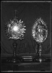 Łuck, katedra Świętych Apostoł&oacute;w Piotra i Pawła, monstrancje