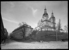 Lw&oacute;w, kości&oacute;ł Nawiedzenia NMP karmelit&oacute;w bosych