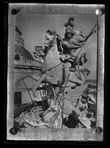 Lw&oacute;w, archikatedralny sob&oacute;r św. Jura, rzeźba św. Jura