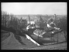 Lw&oacute;w, widok z lotu ptaka na archikatedralny sob&oacute;r sw. Jura