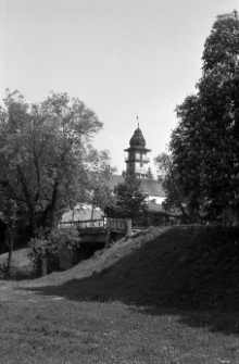 Ż&oacute;łkiew, ratusz