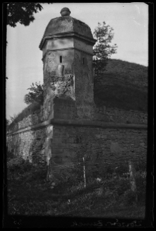 Złocz&oacute;w, zamek, kartusz z herbem Jana Sobieskiego